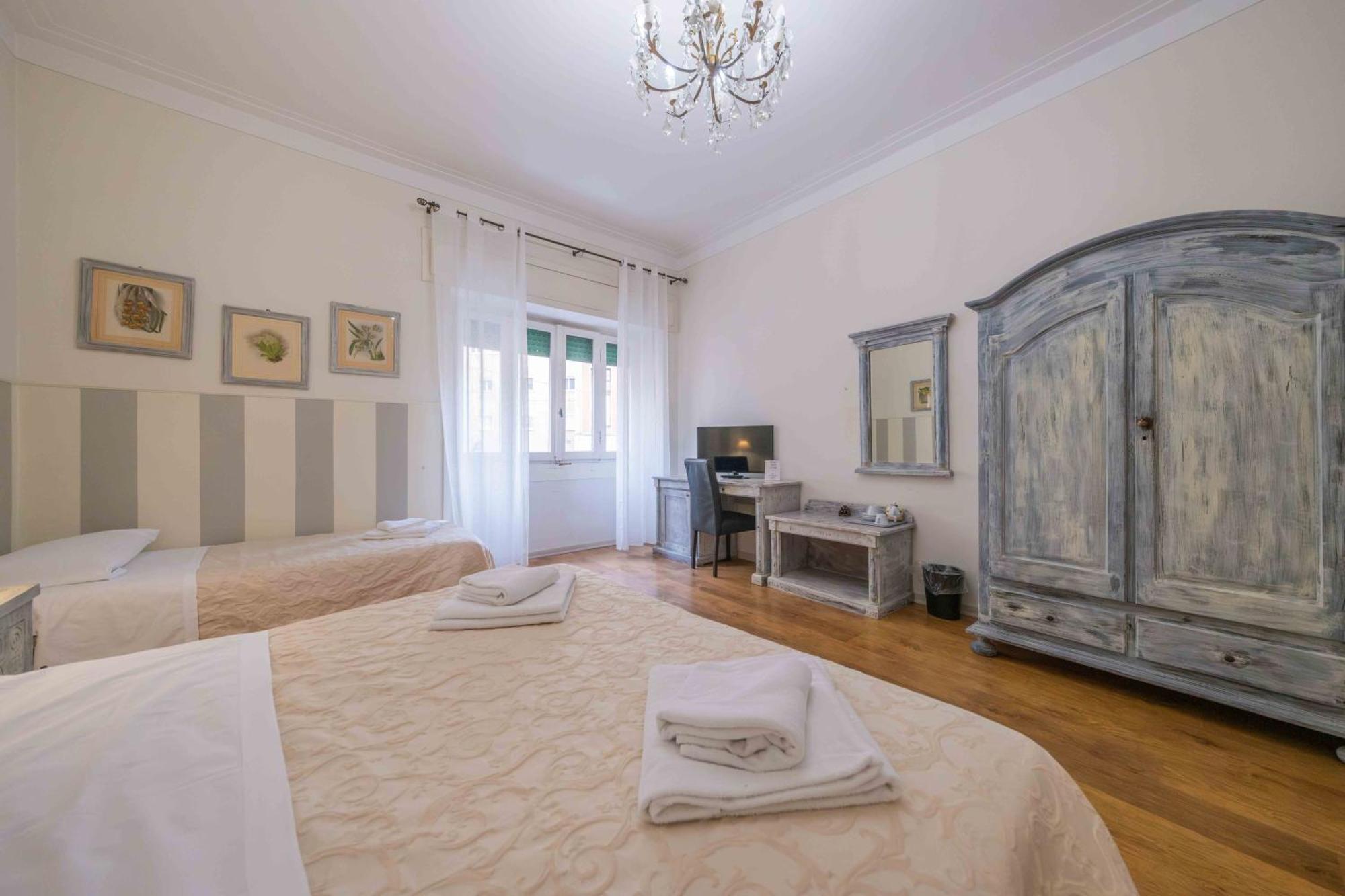 Al Teatro Hotel Verona Bagian luar foto