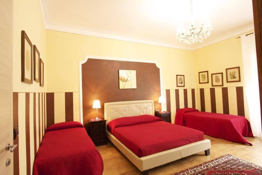 Al Teatro Hotel Verona Bagian luar foto